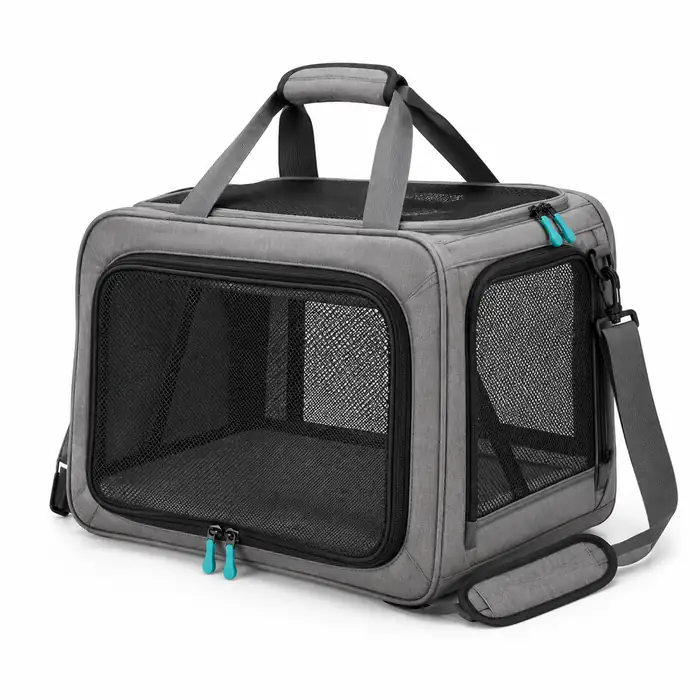 Pet Travel Carrier Bag - product photo